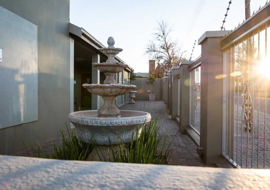 Postmasburg D Olive Rose Boutique Hotel Exterior foto